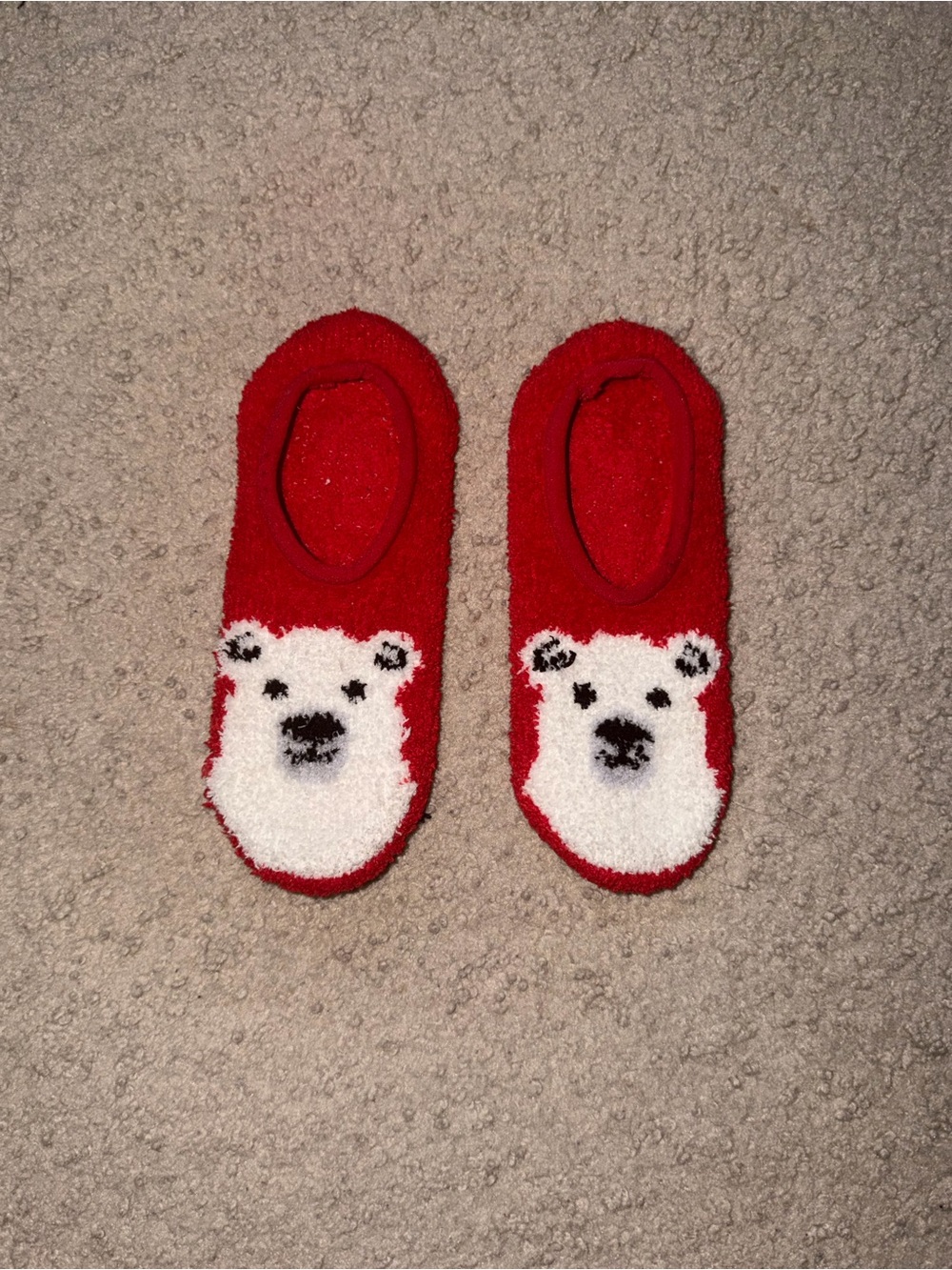 Old Navy Women’s Cozy Red Polar Bear Fuzzy No-Show Socks